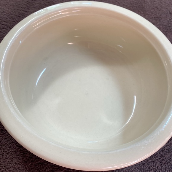 Set of 2 Roseville Friendship Pottery Bowls for cereal, fruit or soup. 6 inch - Picture 4 of 7